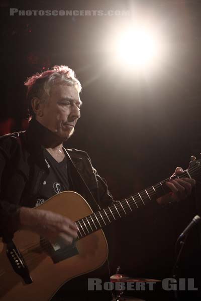 JOHN CALE - 2011-10-17 - PARIS - La Maroquinerie - 